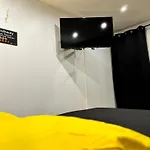 Hostel Worldroom Privee Avec Espace Commun *