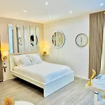 Worldroom Privee Avec Espace Commun Hostel Perpignan