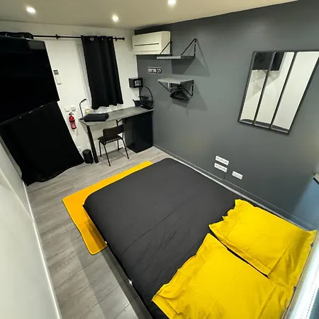 Worldroom Privee Avec Espace Commun Perpignan