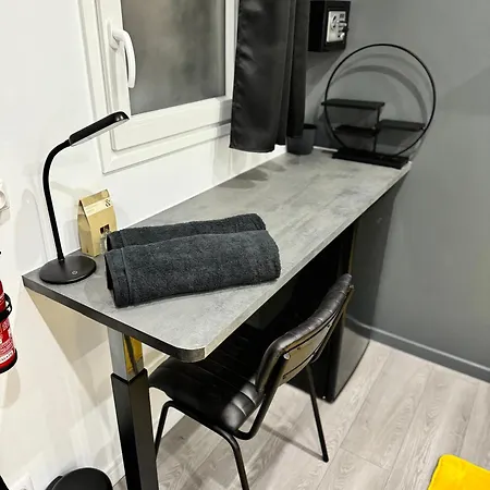 Worldroom Privee Avec Espace Commun * פרפיניין