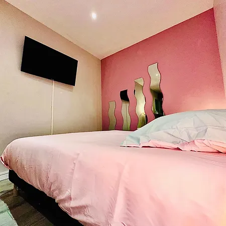 Worldroom Privee Avec Espace Commun אכסניה פרפיניין