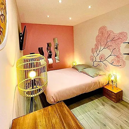 Worldroom Privee Avec Espace Commun פרפיניין